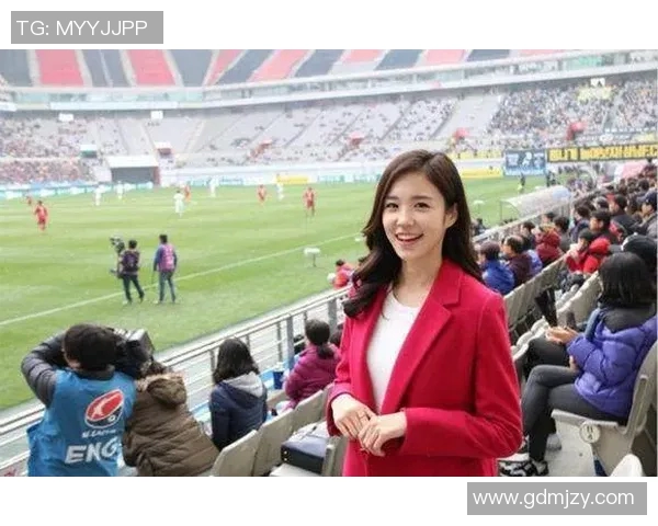 韩国女明星与足球明星的恋情揭秘背后的甜蜜与挑战